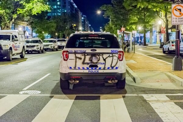 Desesperación en las calles: familias bloquean vías en reclamo de justicia