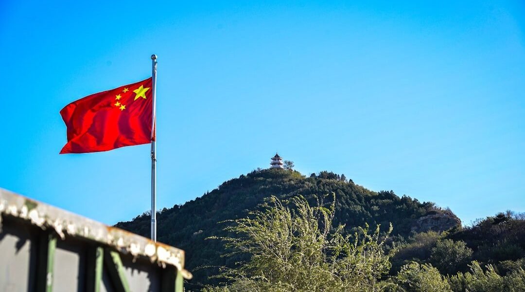 China apuesta por la apertura tecnológica mientras tensiona con Occidente