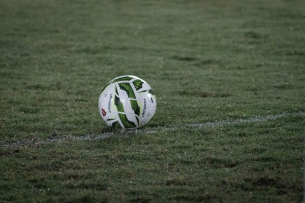 Fútbol y marketing: por qué las marcas juegan cautelosas en el Mundial