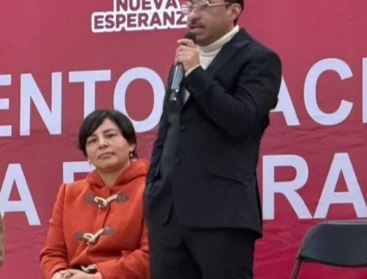 Profesor Ernesto Rangel se lanza por la alcaldía de Chalco