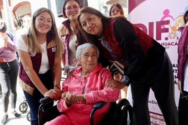Chimalhuacán entrega 196 aparatos funcionales y auditivos a personas con discapacidad