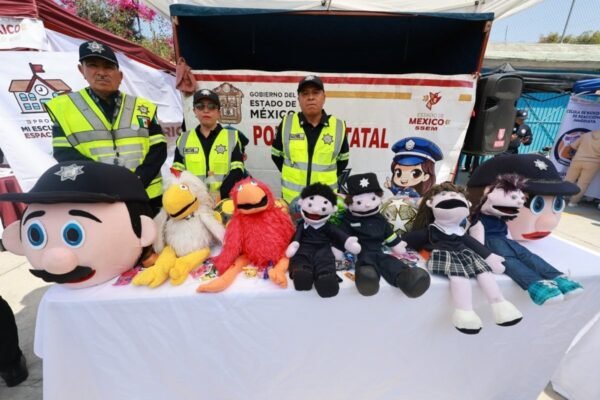 Chimalhuacán realiza jornada integral de prevención en salud y seguridad para mujeres