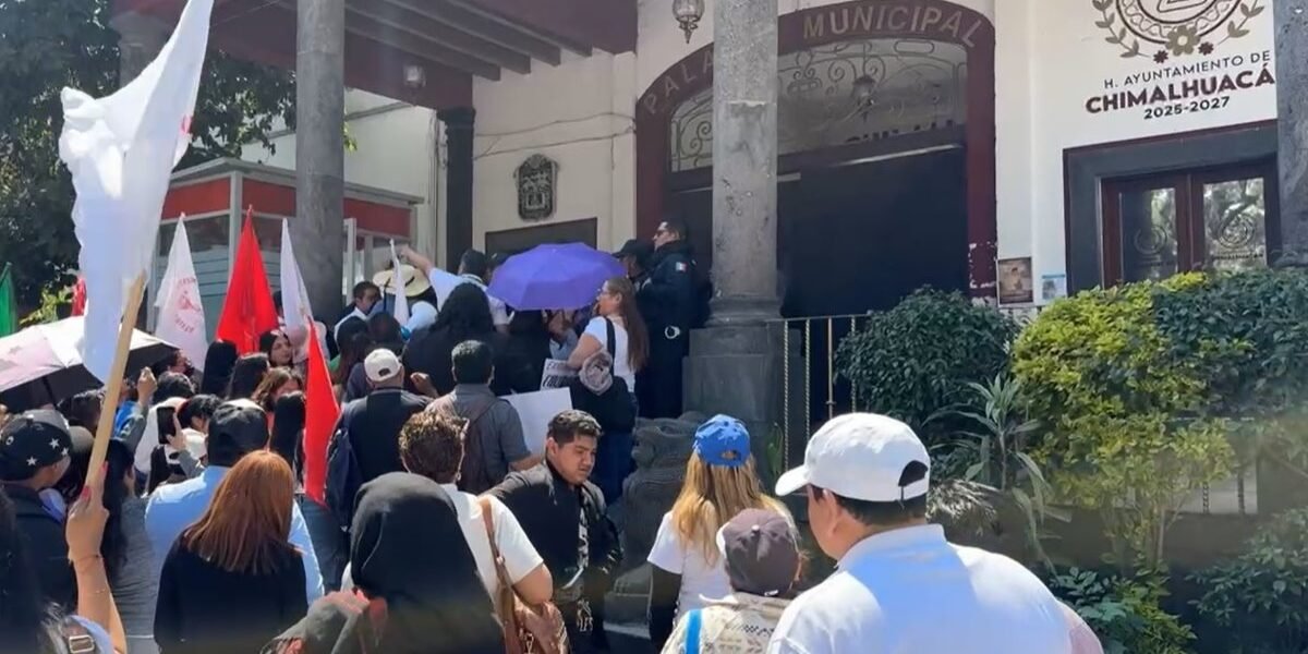 Docentes de Chimalhuacán exigen rehabilitación urgente de escuelas deterioradas