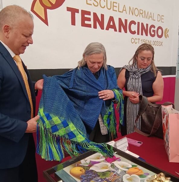 Schmelkes en Tenancingo: "La educación no puede ser neutral"