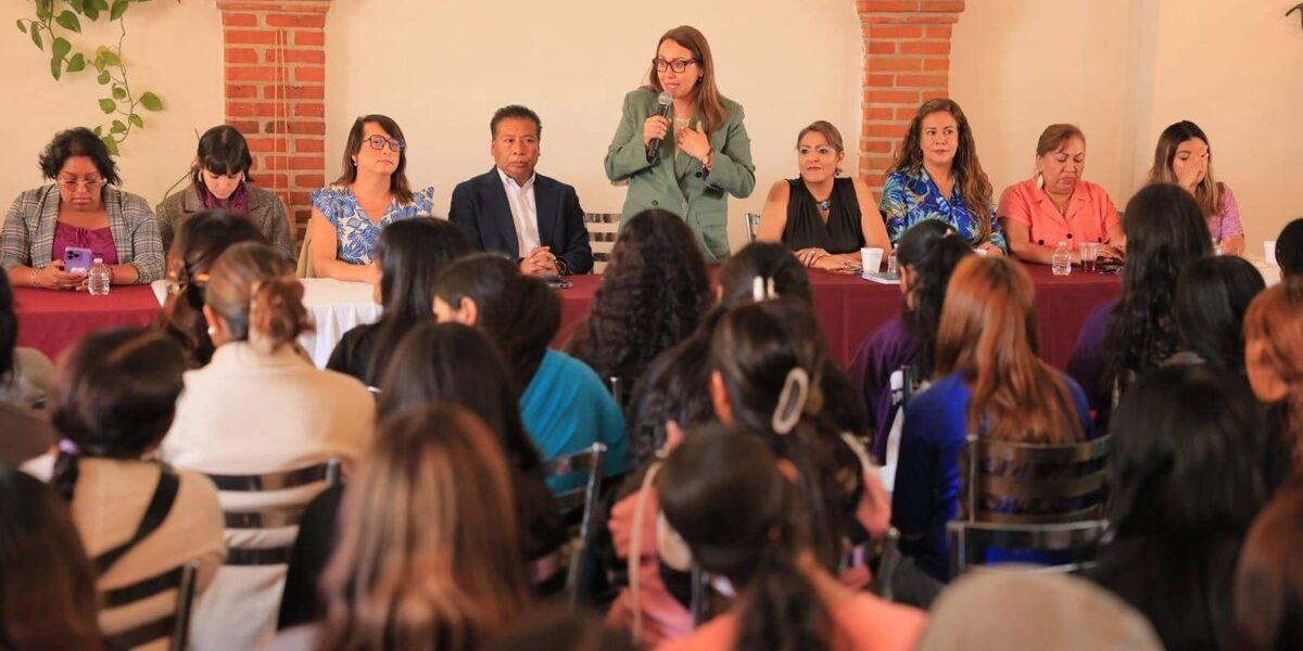 Ecatepec apoya a madres adolescentes con programa integral de empoderamiento