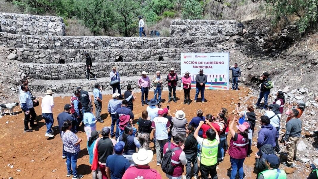 Ecatepec inaugura presa de gavión para frenar inundaciones en La Cañada