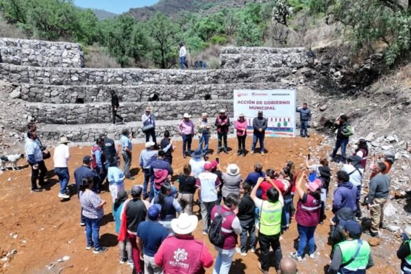 Ecatepec inaugura presa de gavión para frenar inundaciones en La Cañada