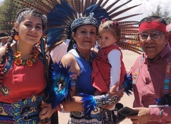 La familia Tapia Castillo preserva las danzas prehispánicas contra el olvido