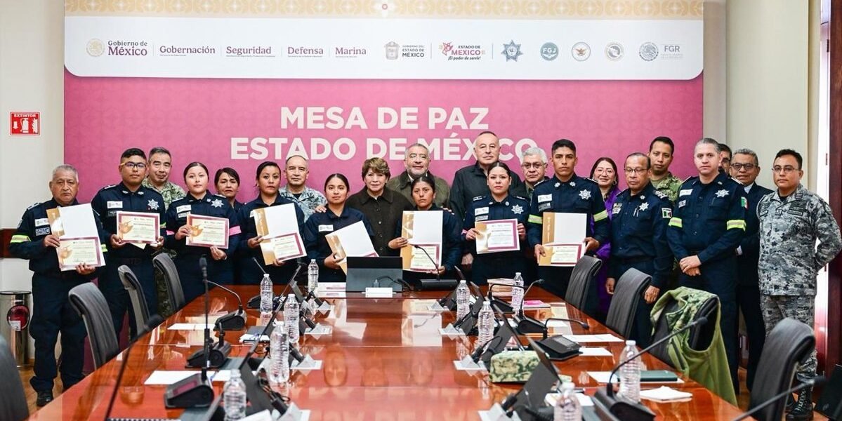 Mujeres marchan libremente en el 8M; Gobernadora reconoce labor de seguridad