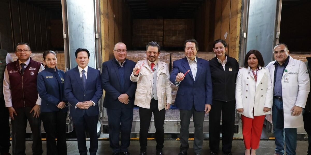 IMSS recibe donación de casi 4 millones de cepillos dentales para escuelas