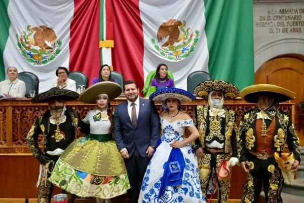 Carnaval de Chimalhuacán buscará reconocimiento oficial en el Congreso