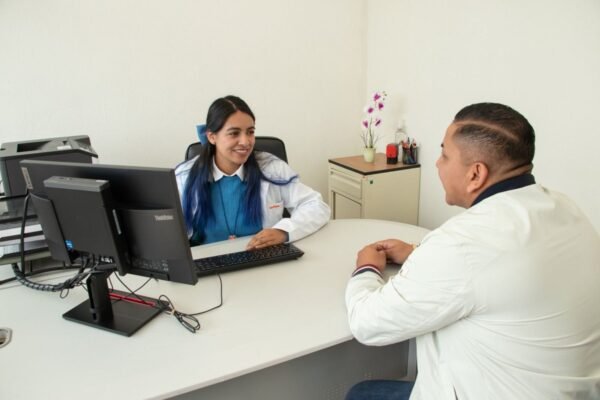 ISSEMyM orientó a 125 mil pacientes sobre sobrepeso y obesidad en 2025