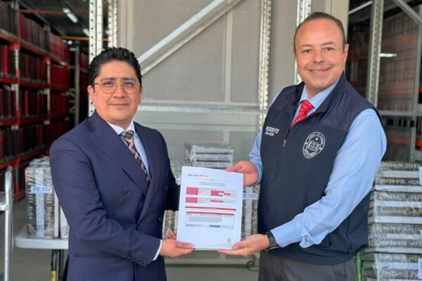 Estado de México digitaliza protocolos notariales para proteger el patrimonio