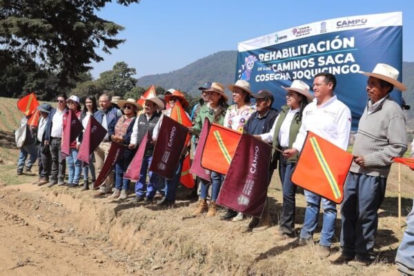 EdoMéx inicia obras de infraestructura agrícola con maquinaria estatal