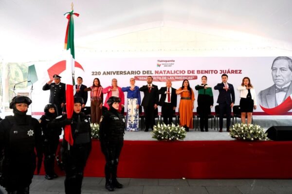 Tlalnepantla conmemora 220 años del natalicio de Benito Juárez