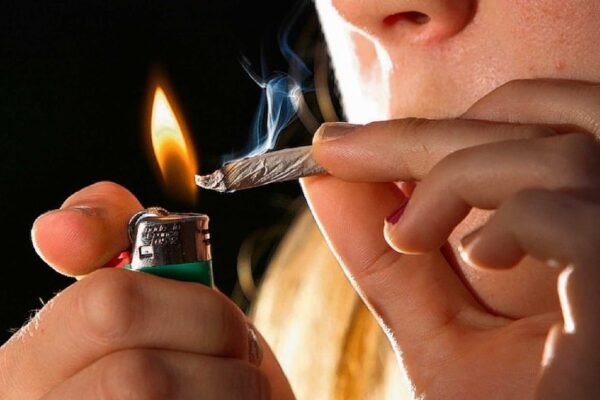 Adolescentes: el grupo más vulnerable ante el consumo de drogas