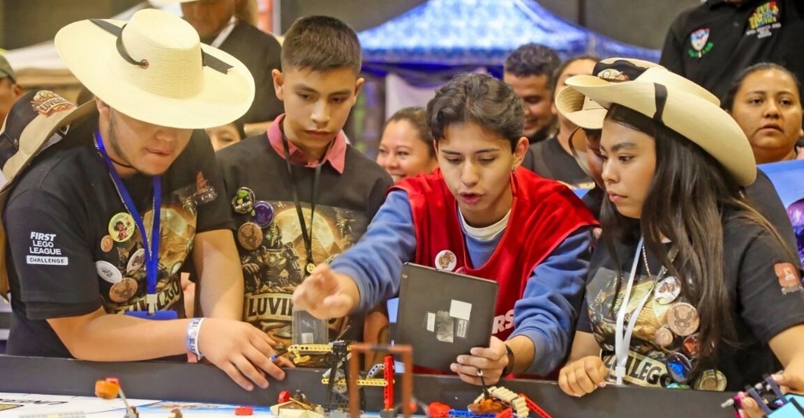 Arranca campeonato de robótica First Lego con 2 mil estudiantes en Edomex