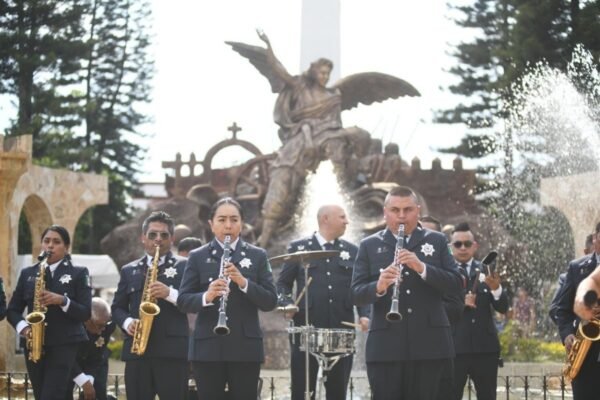SSEM sorprende con flashmobs musicales en plazas turísticas del Estado de México