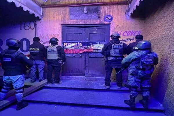 Comerciantes de Tlalnepantla denuncian clausuras arbitrarias del alcalde Raciel Pérez