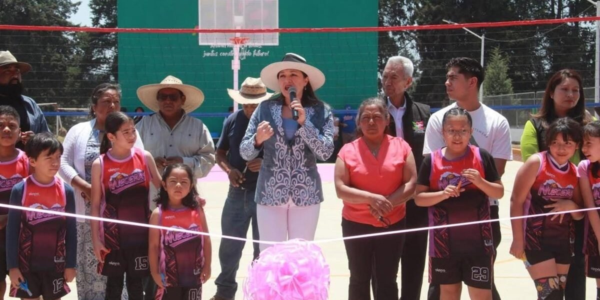 Amecameca inaugura nuevas canchas de basquetbol y frontón en Zoyatzingo