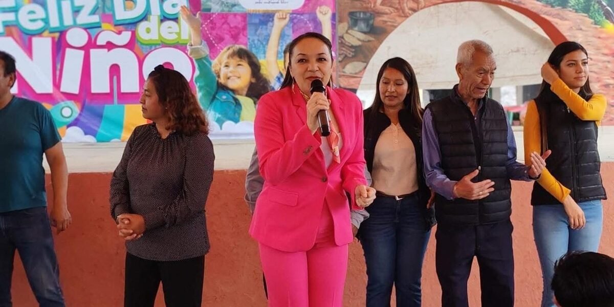 "Caravana de la Alegría" llega a todos los rincones de Amecameca