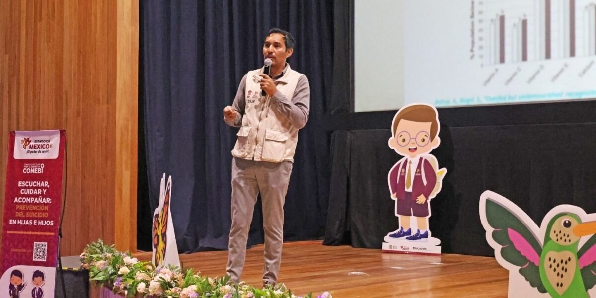 Estado de México intensifica apoyo emocional en escuelas con 11 mil docentes capacitados