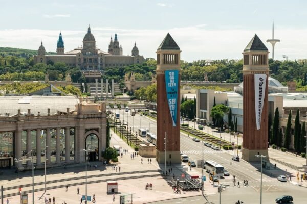 Barcelona Fashion Week reinventa su geografía junto al mar
