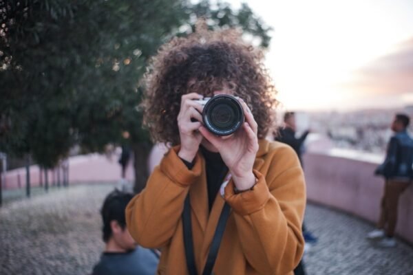 Lucero González: tres décadas de rebeldía visual en la lente