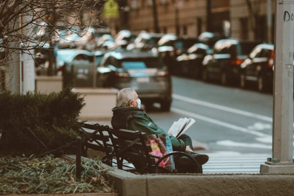 La Laguna celebra el encuentro entre generaciones a través de la palabra