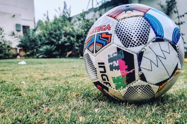 Amazon apuesta al tricolor: bocinas Echo mexicanas para calentar Qatar 2026