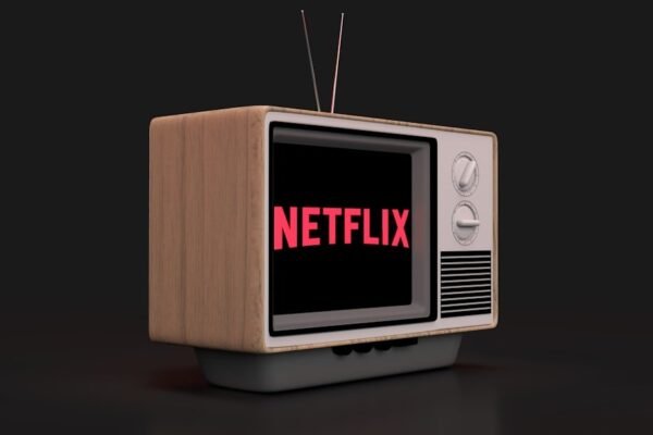 Duilio Davino abre el debate: ¿llegará el Tri a Netflix en México?