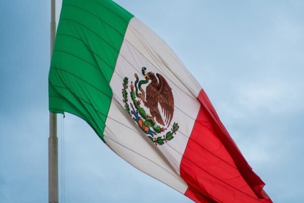 México proyecta crecimiento moderado de 2.3% para 2026: qué significa en tu bolsillo