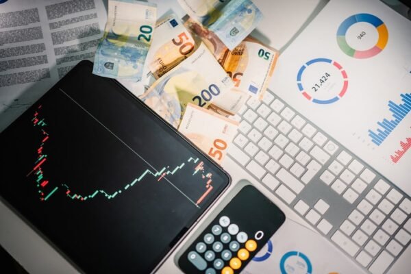 ¿Por qué sentimos más pobre aunque los números digan otro?: La brecha entre estadísticas e inflación
