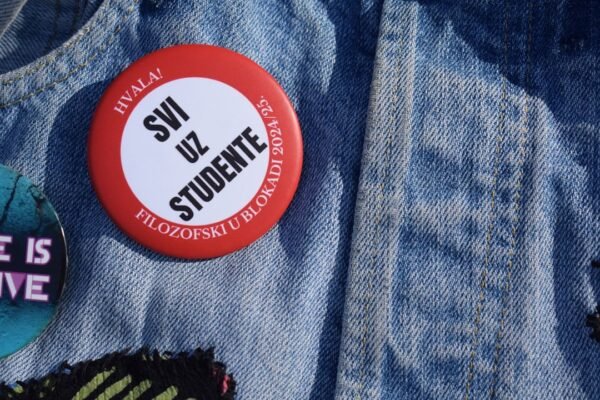 Maestros y estudiantes se movilizan contra el abandono en bachillerato