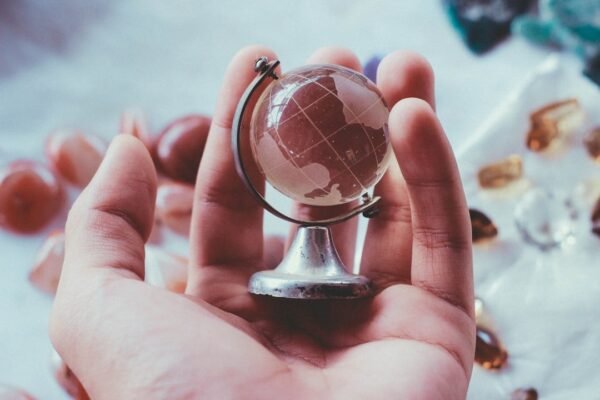 Tensiones globales: cómo la inestabilidad en Oriente Medio impacta las carteras de inversión en Latinoamérica