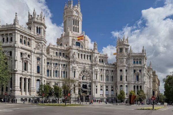 ¿Puede la Constitución española frenar un cambio institucional?