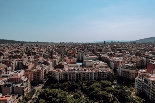 Barcelona convoca movilización progresista global contra la guerra