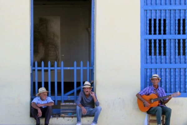 Brasil, España y México instan a diálogo con Cuba ante crisis humanitaria