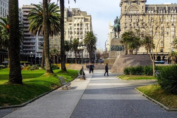 Bordaberry propone fortalecer la Guardia Republicana con mayor presupuesto