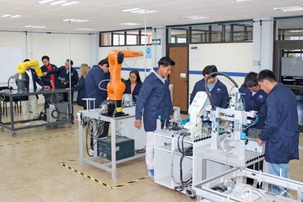 Estado de México abre convocatorias para becas de estudio en el extranjero