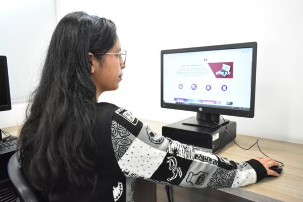 Estado de México digitaliza trámite de inversiones: respuesta en 42 días