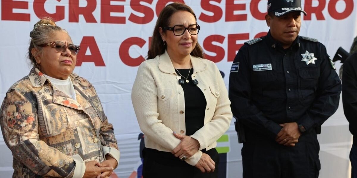 Ecatepec despliega mil policías para garantizar regreso seguro a clases