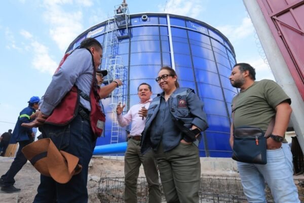 Ecatepec impulsa mega obras de infraestructura y seguridad bajo supervisión de Azucena Cisneros