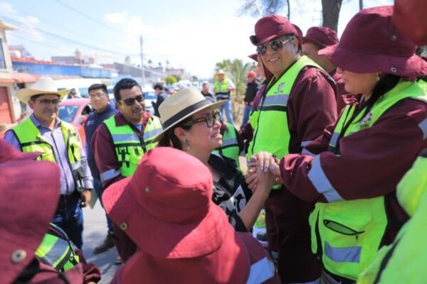 Ecatepec rescata camellones y senderos para mejorar seguridad y movilidad