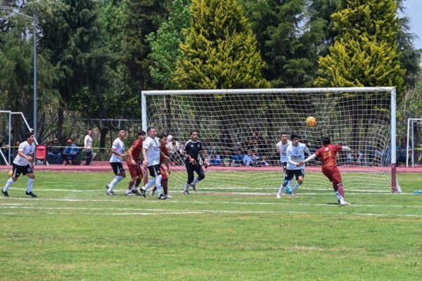 Arranca Primer Torneo Metropolitano de Futbol con 20 municipios del Edomex