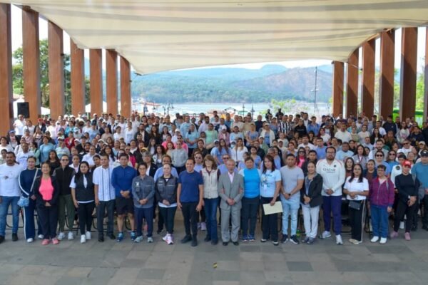 Estado de México realiza jornadas masivas de ejercicio para prevenir enfermedades crónicas