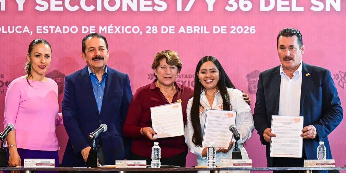 Gobernadora recibe pliegos petitorios de sindicatos de maestros del Estado de México
