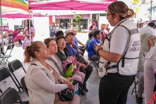La Paz realiza jornada de salud integral con servicios gratuitos para vecinos