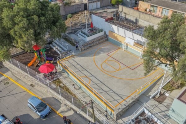 La Paz recupera 85% de espacios públicos deportivos abandonados