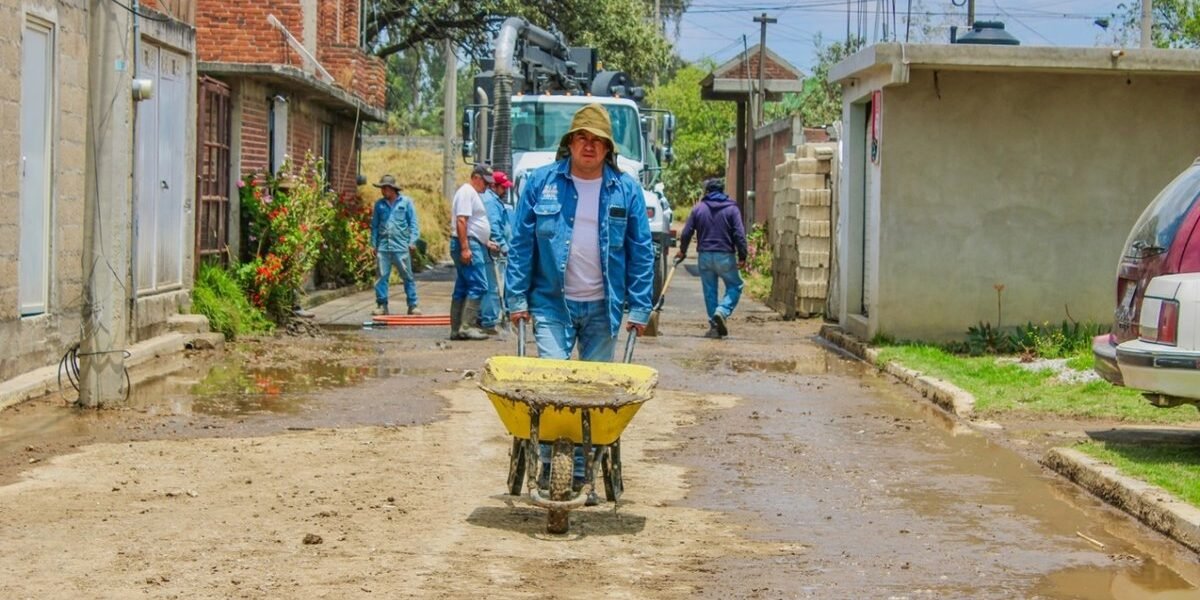 Concluyen labores de limpieza en Metepec tras desbordamiento del Río Arenal